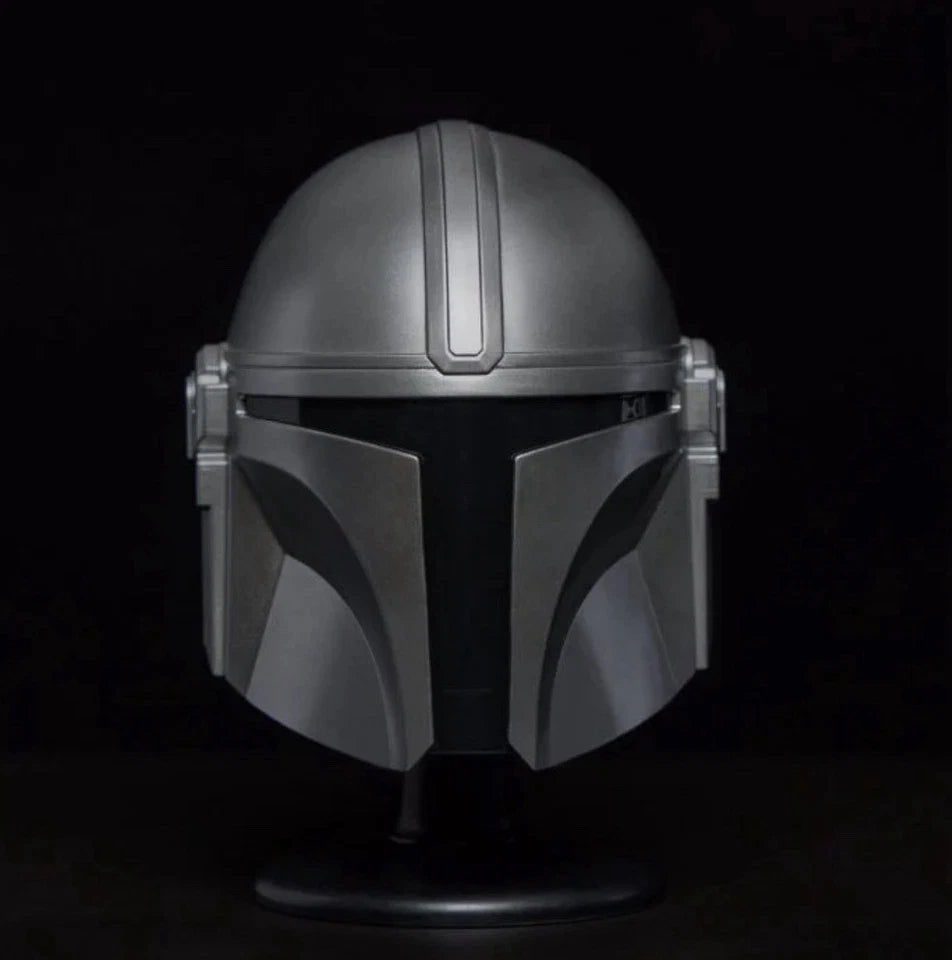 Star Wars: The Black Series Hasbro 2026 (THE MANDALORIAN) Mini-Helmet 4+ New