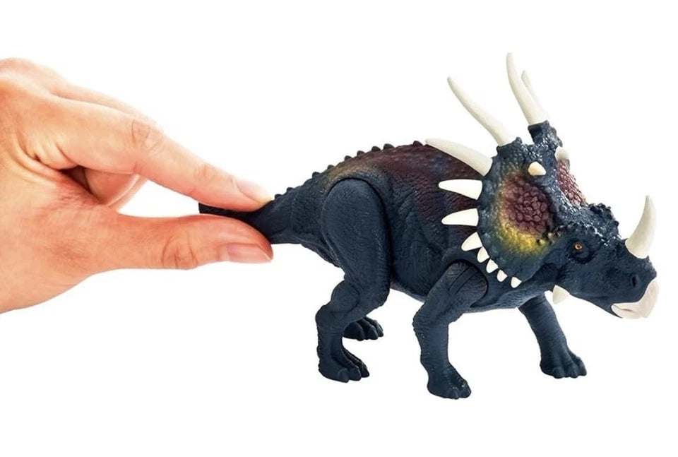 Jurassic World: Dino Rivals Mattel 2018 - Savage Strike (STYRACOSAURUS) 4+ New