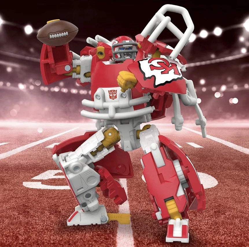 Transformers: Collaborative Hasbro 2025 - NFL KANSAS CITY CHIEFS (KC-59) 8+ New