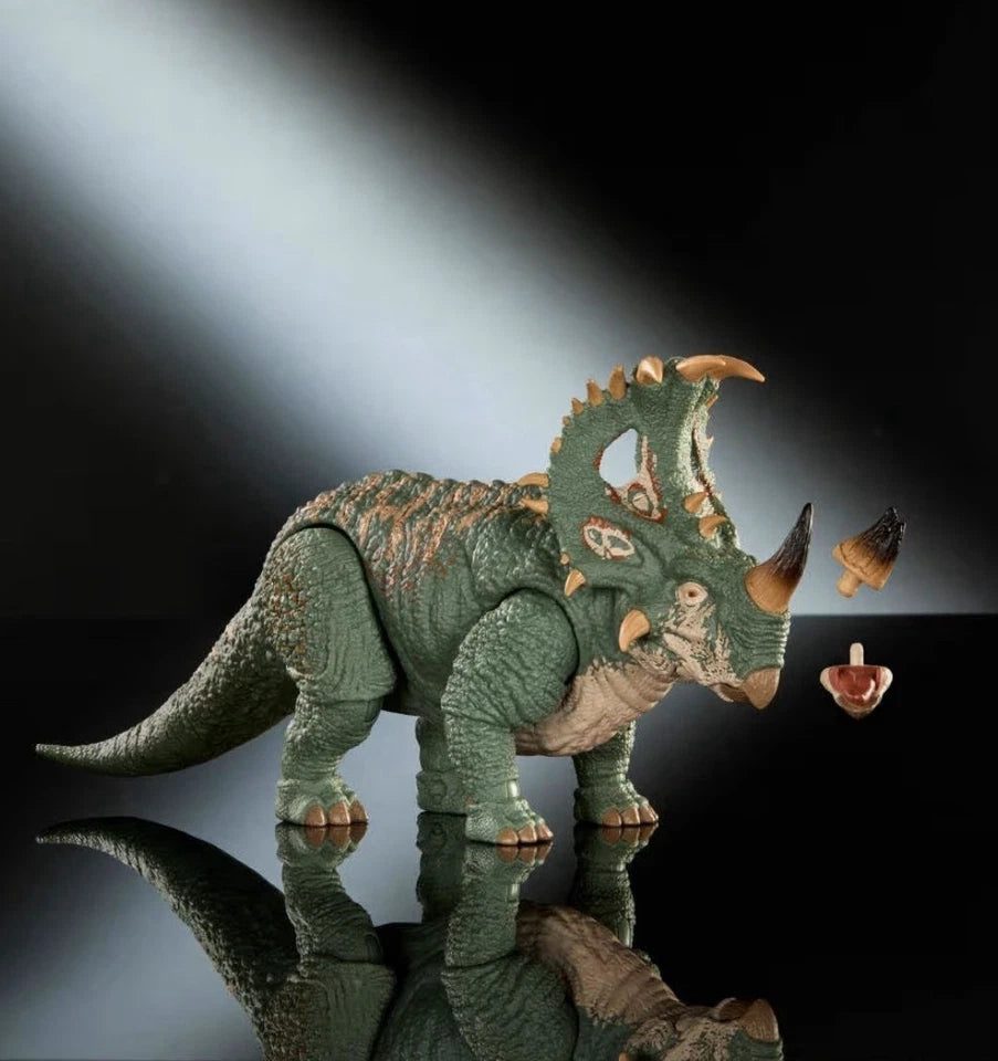 Jurassic World: Mattel 2025 - Hammond Collection True FX (SINOCERATOPS) 8+ New